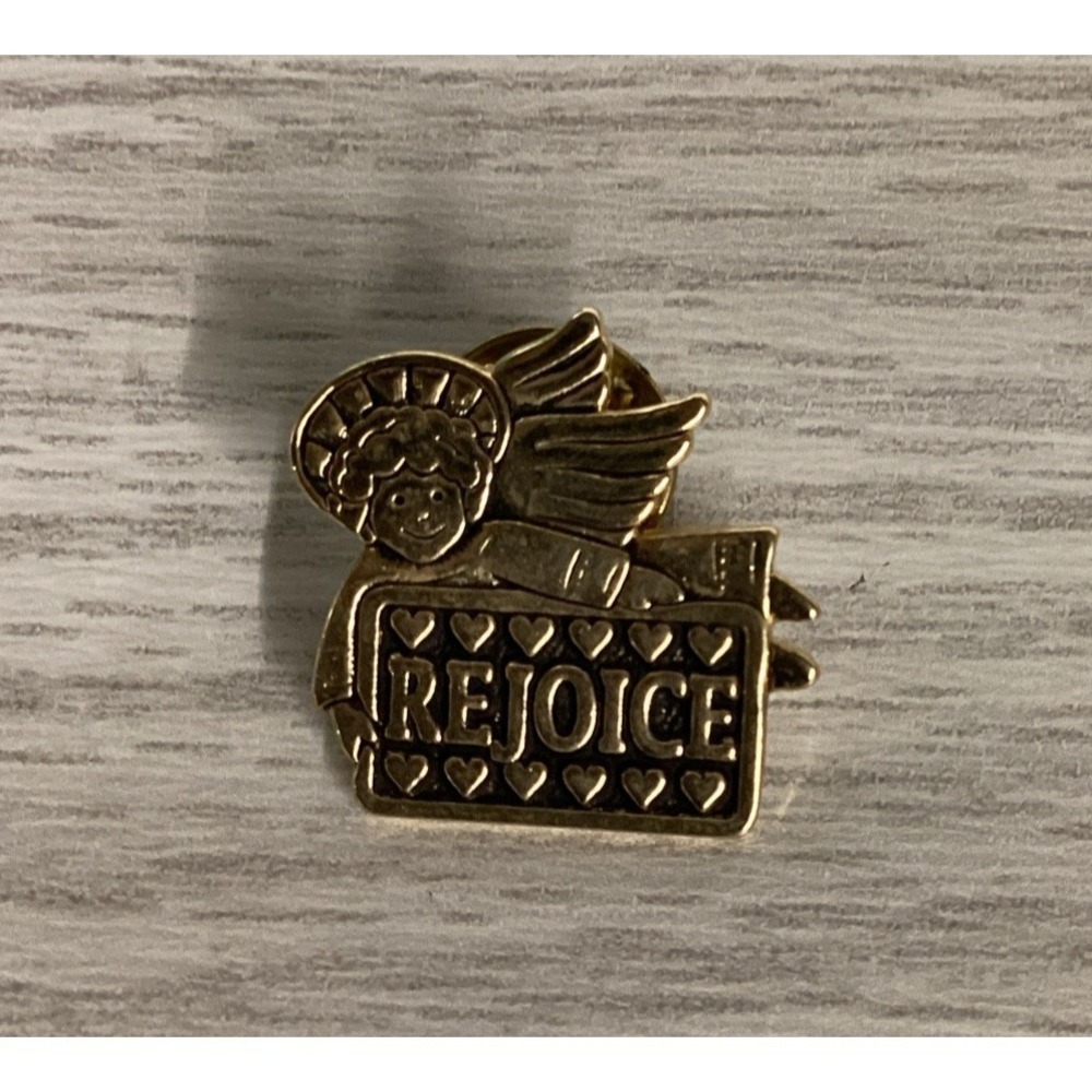 Goldtone Pin Angel "Rejoice" Vintage‎ Textured